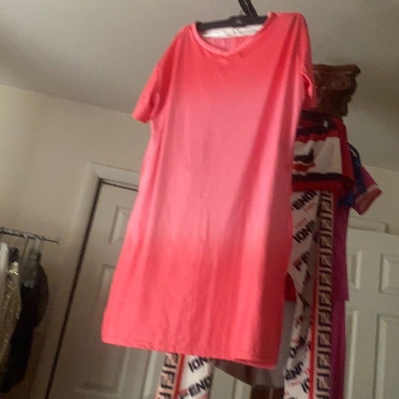 Long shirt w matching shorts - Picture 1 of 4